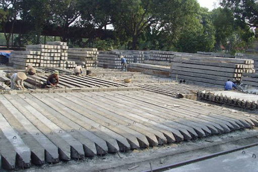 Giá cọc bê tông 250x250 